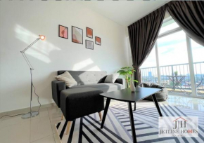 Melaka {Nova8 Suite} City-View/ 4Pax/ WIFI/tv-box